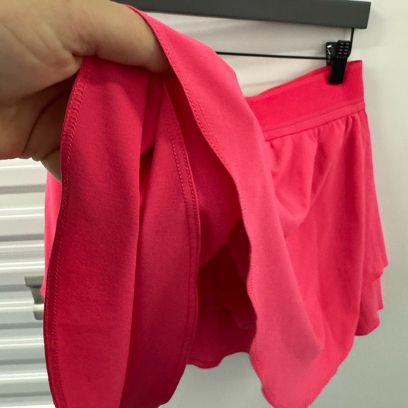 Lululemon fuchsia pink tennis skirt with built in shorts - Picture 5 of 13